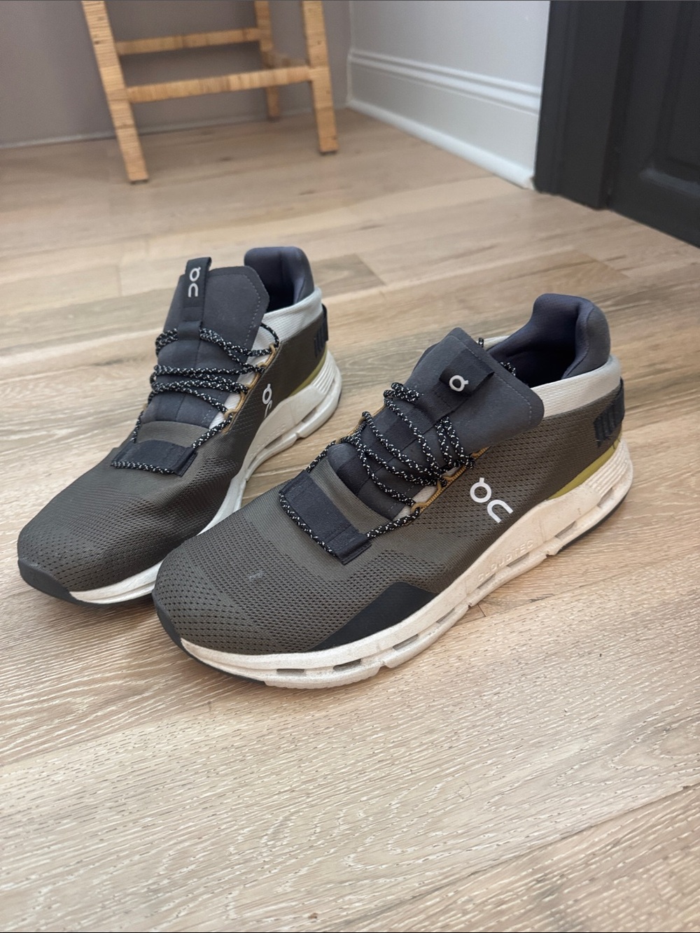 On Running Mens Cloudtec Sneakers - Olive Green/White/Black
